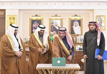 أمير القصيم يُدشّن عمليات الروبوت الجراحي لأول مرة بمستشفى الملك فهد التخصصي ببريدة