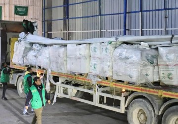 وصول قافلة مساعدات إنسانية جديدة مقدمة من مركز الملك سلمان للإغاثة إلى قطاع غزة