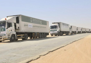 20 شاحنة إغاثية مقدمة من مركز الملك سلمان للإغاثة تصل إلى مديرية العبر بمحافظة حضرموت