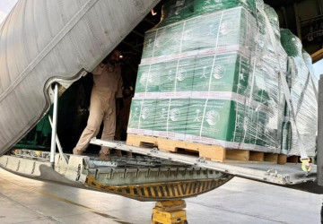 وصول الطائرة الإغاثية السعودية الـ 78 لإغاثة الشعب الفلسطيني في قطاع غزة