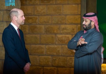 سمو ولي العهد يستقبل ولي عهد بريطانيا ويصطحبه في جولة بحي الطريف التاريخي في الدرعية