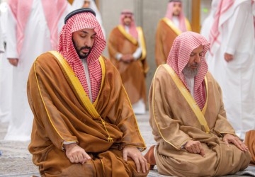 سمو ولي العهد يزور مسجد قباء في المدينة المنورة