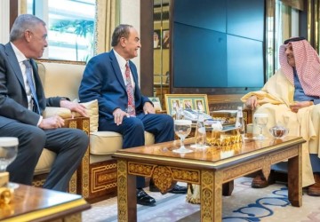 نائب وزير الداخلية المُكلف يستقبل رئيس لجنة الأخوة الأردنية السعودية