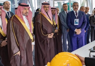 مساعد وزير الداخلية لشؤون التقنية يزور معرض الدفاع العالمي 2026