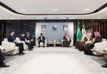 سمو وزير الحرس الوطني يستقبل وزير الدفاع الوطني لجمهورية كوريا