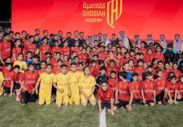 محافظ الأحساء يُدشِّن أكاديمية القادسية بالمحافظة