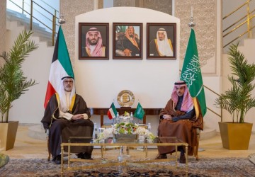 وزير الخارجية يستقبل وزير خارجية دولة الكويت