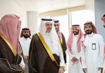 معالي د.الأحيدب يزور المحكمة الإدارية العليا مؤكدًا أهمية تسخير كافة الإمكانات لخدمة المتقاضين