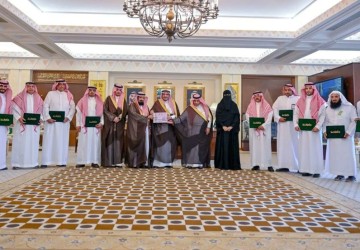 أمير منطقة القصيم يستقبل المشاركين في المخيم الرمضاني لإفطار الصائمين