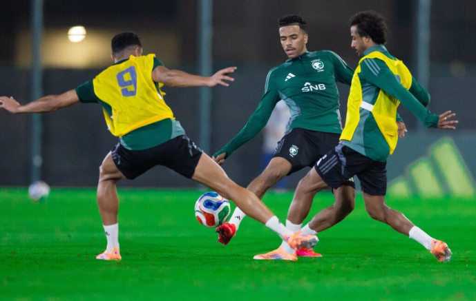 الأخضر يواصل استعداده في معسكر جدة وانضمام الشهراني وكادش