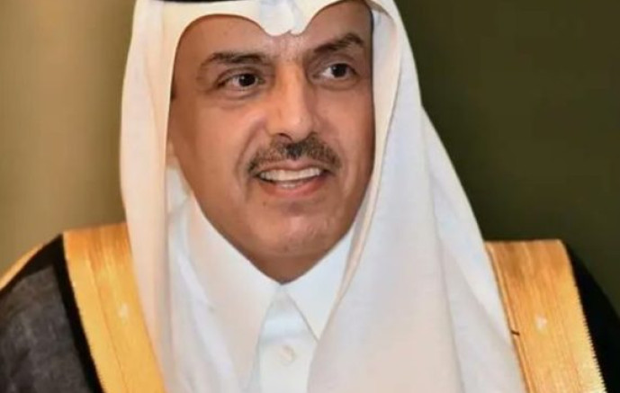 الأمير عبدالعزيز بن عيّاف يُوجِّه بتخصيص يوم الثلاثاء للدراسة والعمل -عـن بُعـد- في جامعة الأمير سلطان