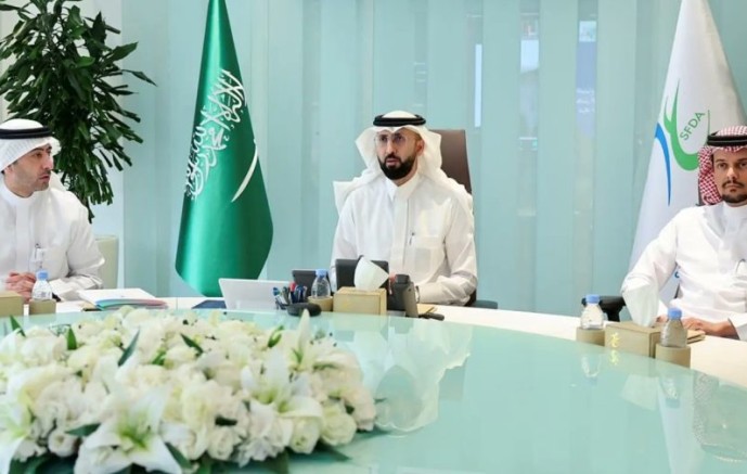 “الغذاء والدواء” و”موانئ” تعقدان اجتماعًا مع ممثلي الشركات لتعزيز مرونة سلاسل الإمداد محليًا وإقليميًا