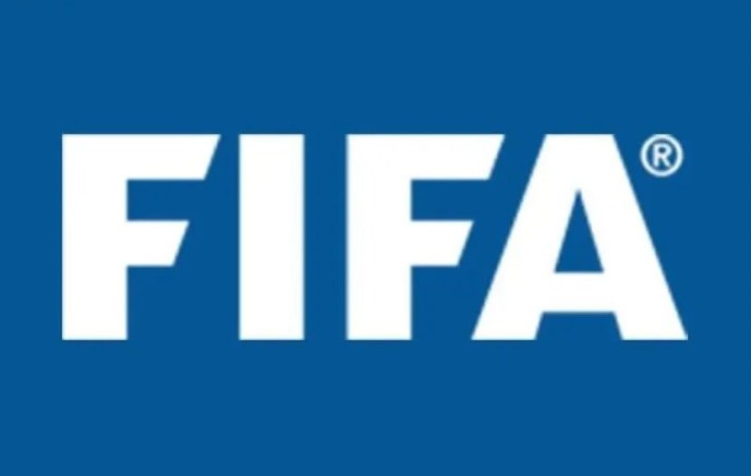 الـ”فيفا” يختار طاقم تحكيم سعوديًّا في كأس العالم 2026