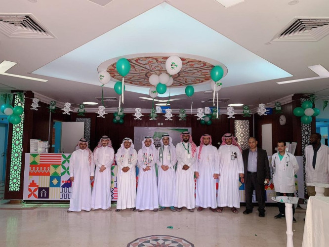 المجمع الصحي بمحافظة مهد الذهب يحتفل باليوم الوطني 89