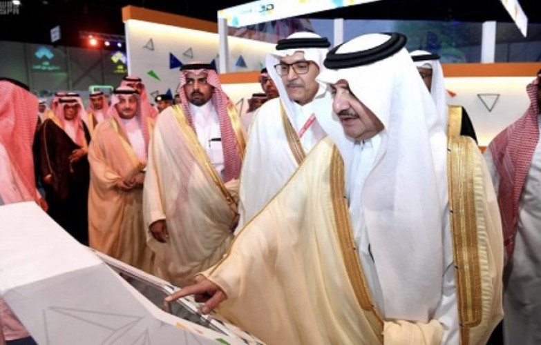 أمير المنطقة الشرقية يدشن أعمال وفعاليات ملتقى لقاءات “هدف” بالدمام