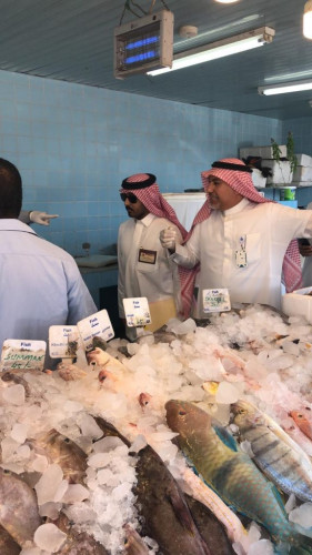 بلدية الجبيل: مصادرة وإتلاف 1200 كلجم لحوم فاسدة وتحرير 65 مخالفة