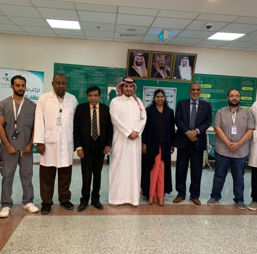 سفير دولة سيريلانكا لدى المملكه يزور مستشفى المزاحمية