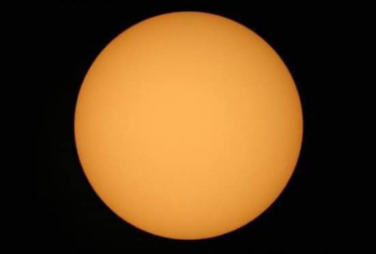 صباح اليوم الجمعة حد أدنى شمسي “عميق” !