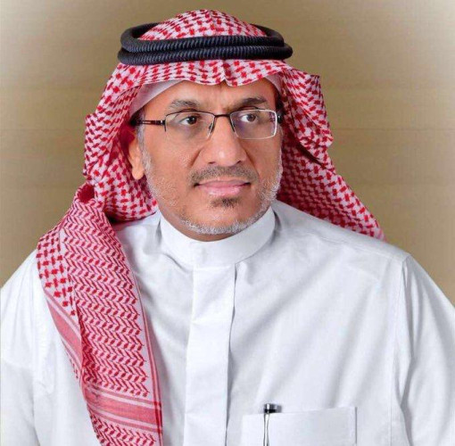 رئيس هيئة الهلال الأحمر السعودي يعتمد ترقية ثمانية وثمانون موظف
