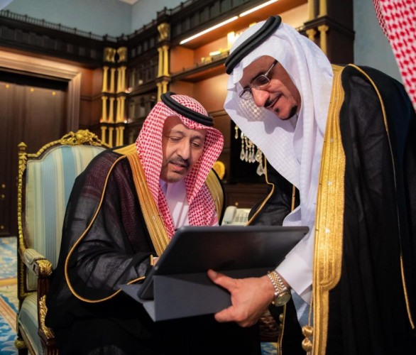 أمير منطقة الباحة يدشَّن حاضنة أعمال جامعة الباحة