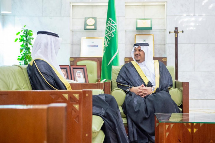 نائب أمير منطقة الرياض يستقبل سفير دولة الإمارات العربية المتحدة