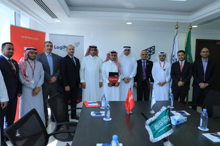 بحضور معالي رئيس الهيئة العامة للموانئ  LogiPoint”توقع اتفاقية مع”أرامكس” لبناء المرافق الخاصة للعمليات الأرضية في المنطقة الغربية