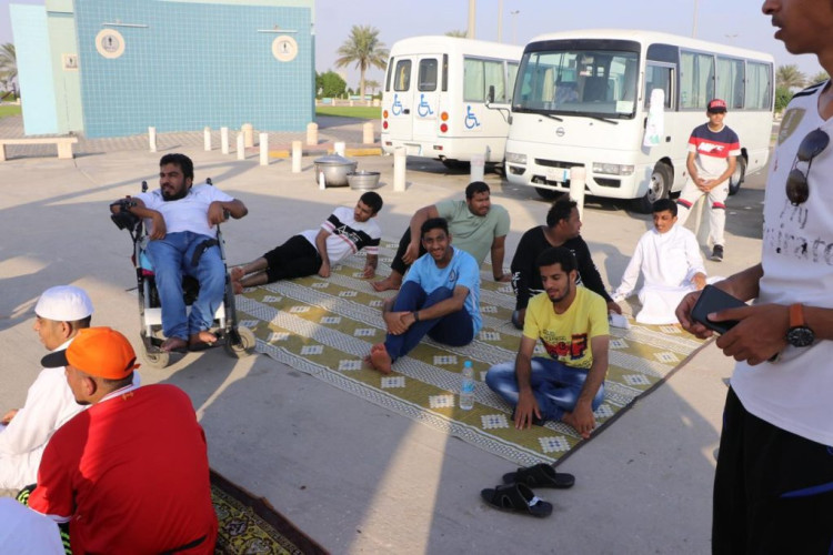 رحلة بحرية لمستفيدي مركز التأهيل الشامل للذكور بالأحساء   