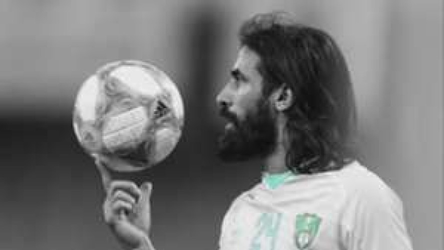 “الفتى الذهبي” يودّع الملاعب غداً