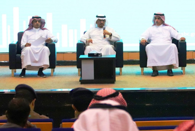 للأرتقاء بجودة الأبنية والوصول لنهضة عمرانية شاملة  بالتعاون مع أمانة عسير