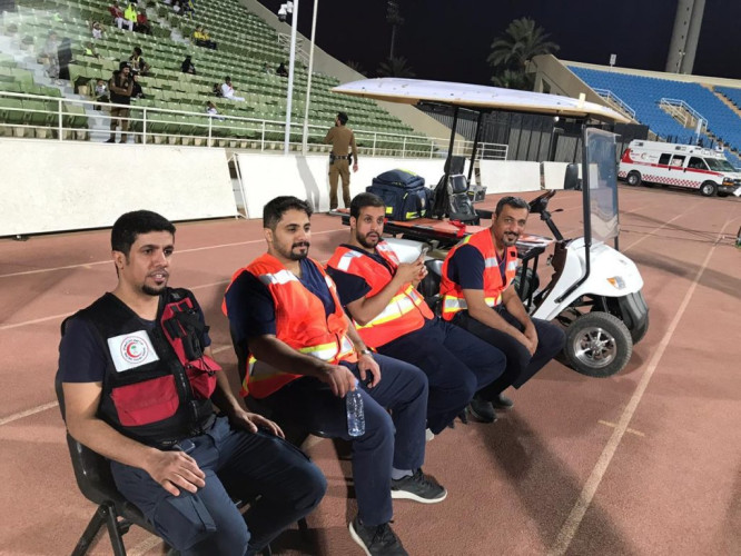 الهلال الأحمر بمنطقة القصيم يشارك في مباراة الرائد والتعاون ببريدة بالخدمات الإسعافية والتوعية بنشر تطبيق اسعفني