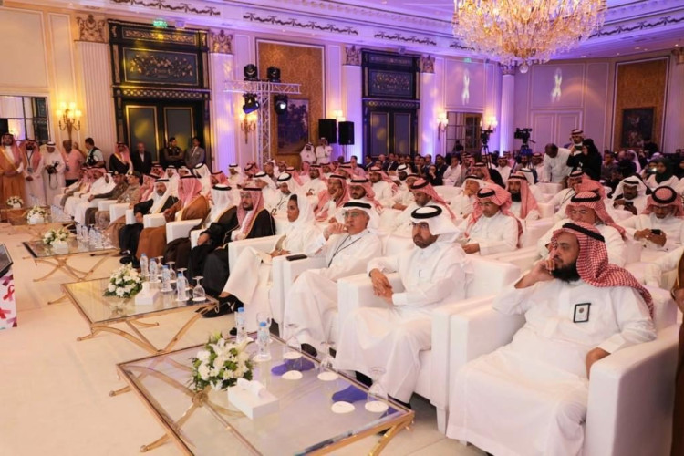 اختتام فعاليات ملتقيي الأورام والعلاج الإشعاعي بخمس محاضرات في الأورام النسائية والبروستات