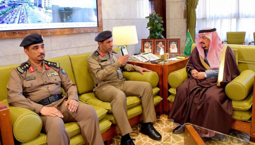 أمير الرياض يستقبل مدير الدفاع المدني بالمنطقة