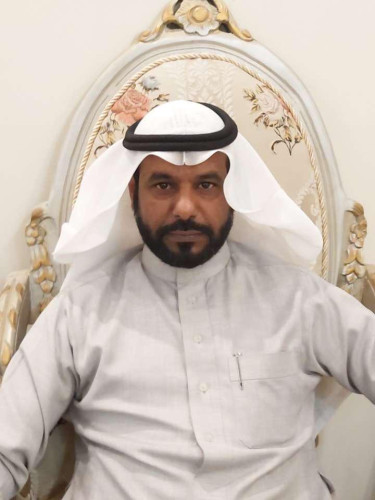 مدير عام صحة المدينة يكرم العياضي