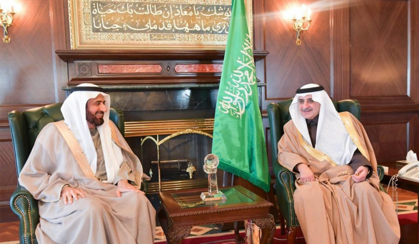 أمير تبوك يستقبل وزير الصحة ويدشن عدد من المشروعات الصحية