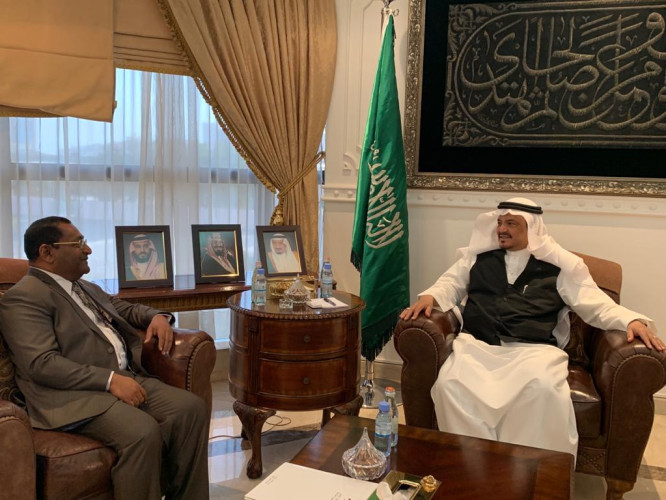 وزير الحج والعمرة يستقبل سفير المالديف لدى المملكة