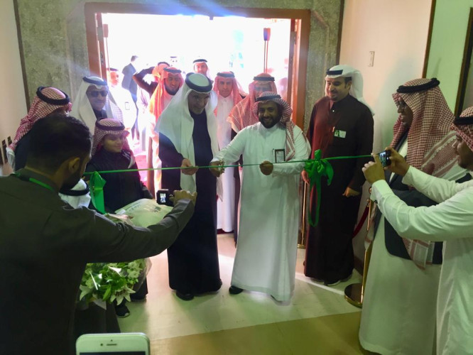 “الشلعان ”  يفتتح مهرجان القراءة الـ14 بمدارس الظهران الأهلية