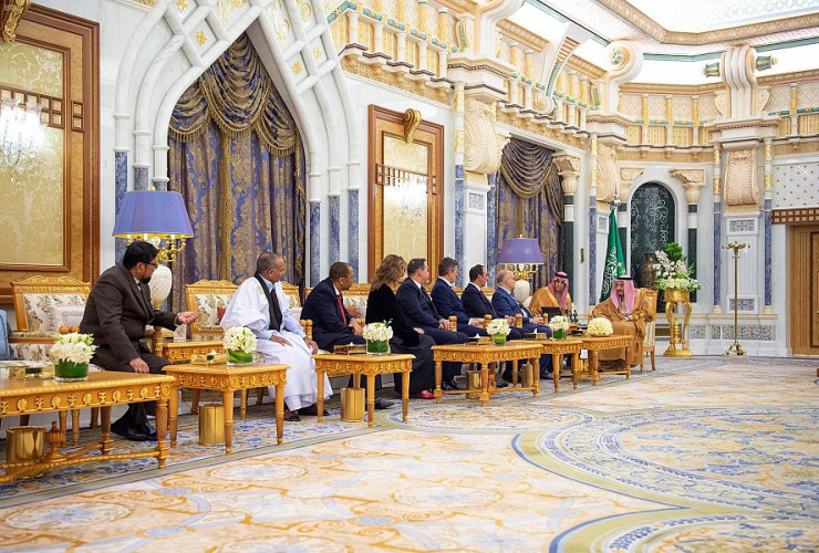 خادم الحرمين الشريفين يتسلم أوراق اعتماد عدد من سفراء الدول الشقيقة والصديقة، سفراء معتمدين لدولهم لدى المملكة