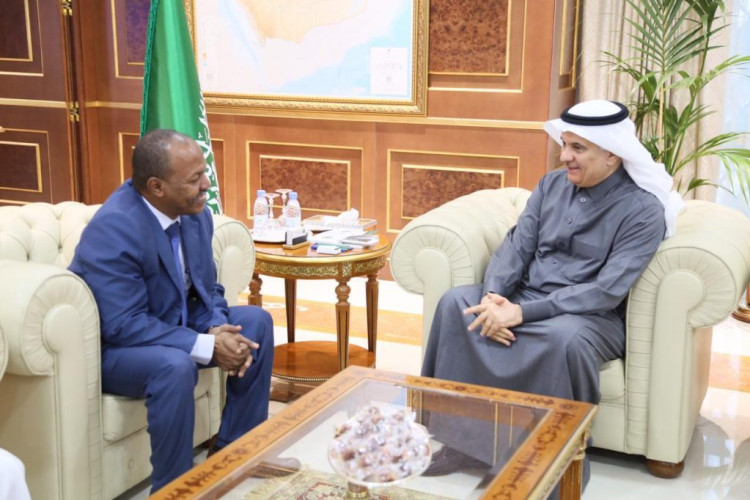 “الفضلي” يستقبل وزير الثروة الحيوانية والسمكية بجمهورية السودان