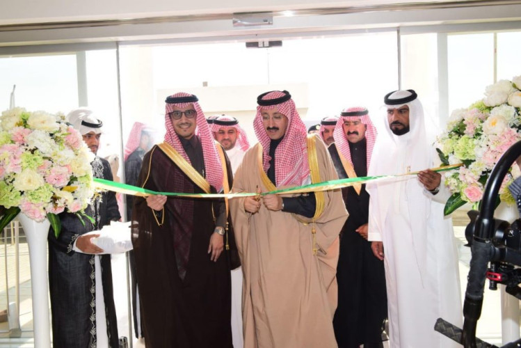 محافظ الأحساء يدشن فرع “هيئة الزكاة والدخل” بالمحافظة