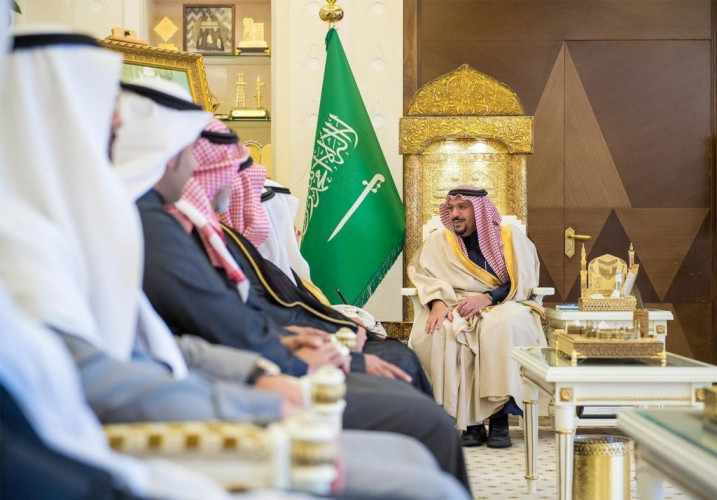 أمير منطقة القصيم يستقبل وفداً من جامعة سليمان الراجحي