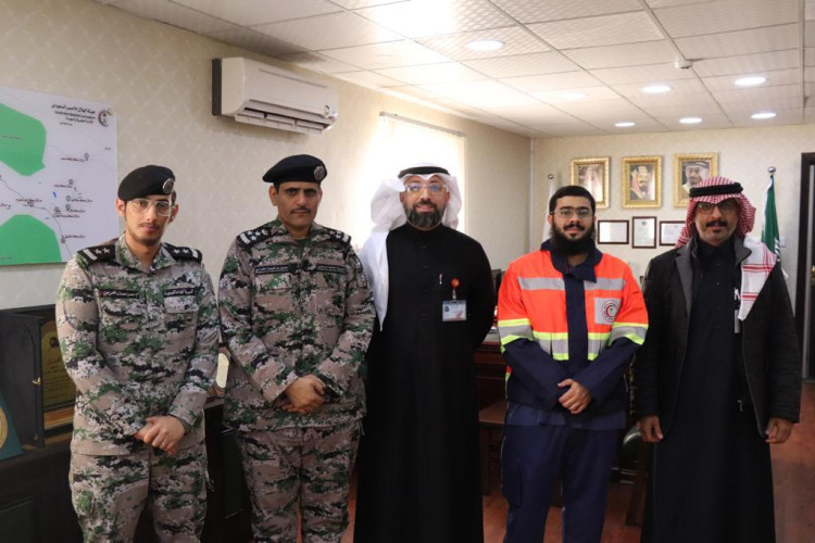 مدير الهلال الأحمر بالجوف يستقبل مدير السجون بالمنطقة