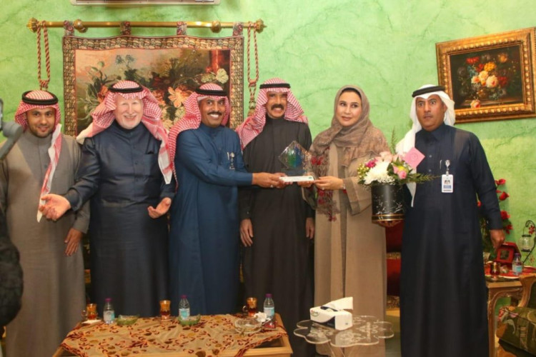 الغربي: الوفاء والتكريم ديدن الجمعية.. و”الإذاعيين” أنموذجاً “إعلاميون” تحتفي برواد الإذاعة السعودية في يومهم العالمي