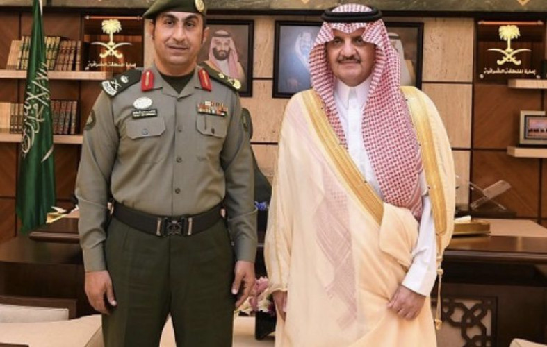 أمير المنطقة الشرقية يقلد اللواء السويلمي رتبته الجديدة