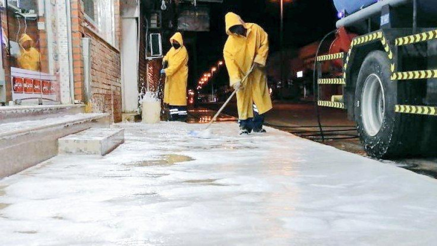 أمانة الحدود الشمالية تواصل حملات التنظيف والتعقيم خلال العشر الأواخر من شهر رمضان