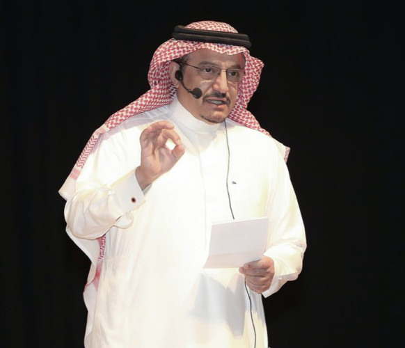 “وزير التعليم” آل شيخ يعتمد دليل حوكمة حسابات شبكات التواصل الاجتماعي لوزارة التعليم لضبط ورفع كفاءة الممارسات الاتصالية في المنظومة