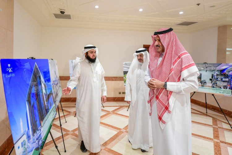 أمير المدينة المنورة يدشن عدداً من المشاريع الصحية الجديدة