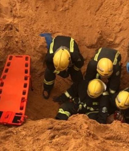 مدني بريدة ينتشل جثة مواطن من بئر بعد انهياره