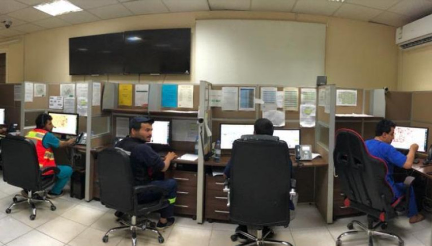 متطوعو الهلال الأحمر بالجوف يدعمون غرفة عمليات الهيئة بالمنطقة