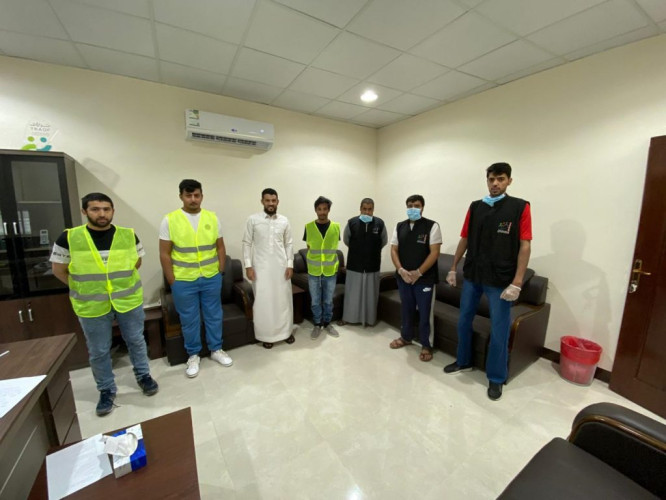 جمعية رعاية أيتام صوير توزع 70سلة غذائية لمستفيديها