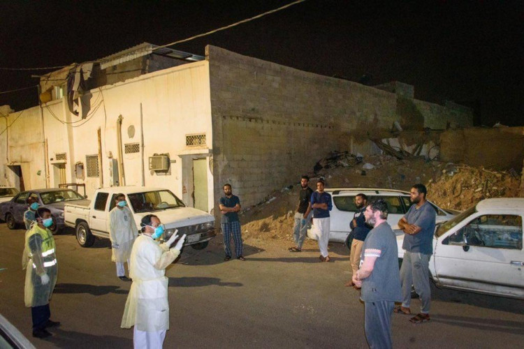 صحة حائل‬⁩ تنفذ حملة المسح الاستقصائي المكثف لفايروس ⁧‫كورونا‬⁩